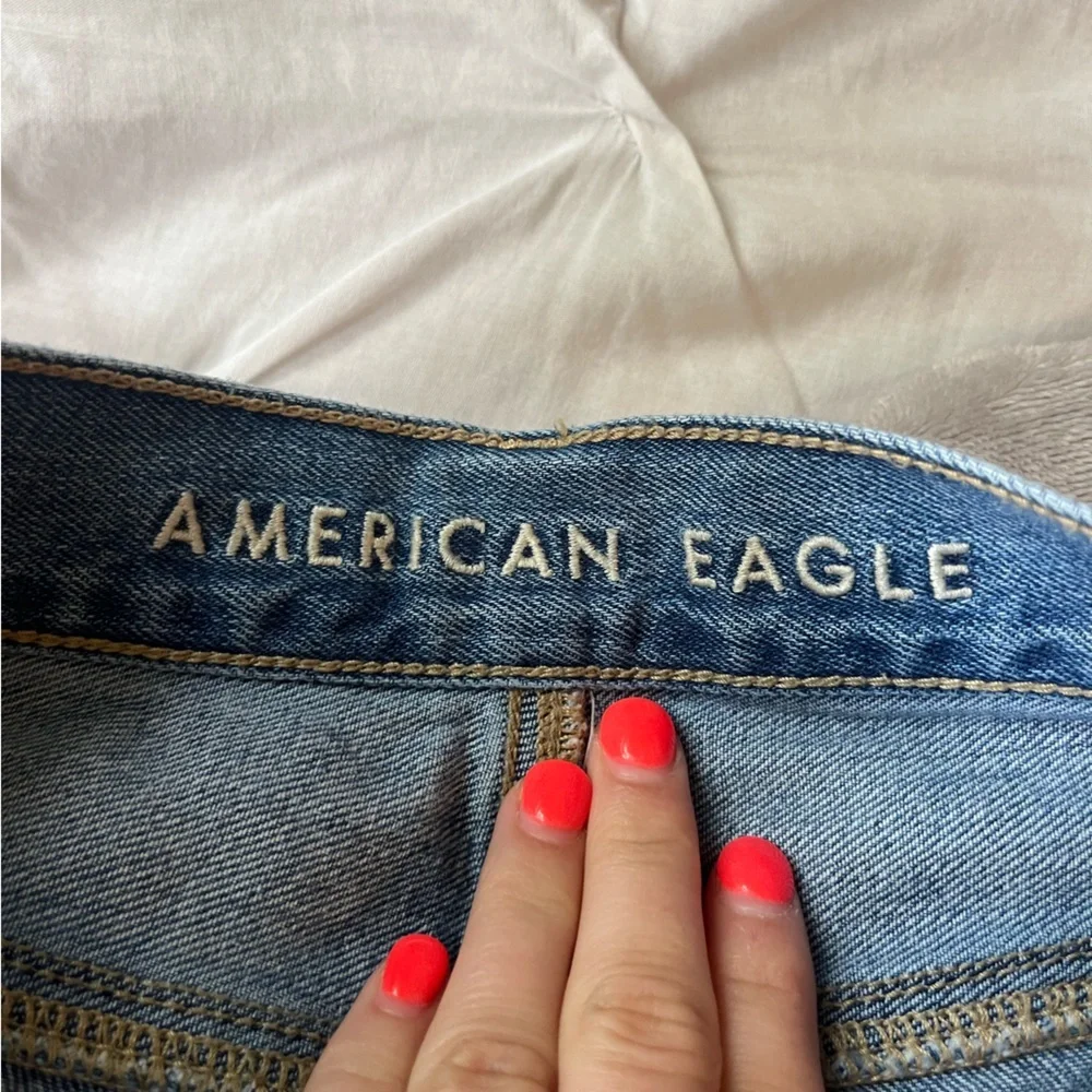 AE Distressed Women's Jeans